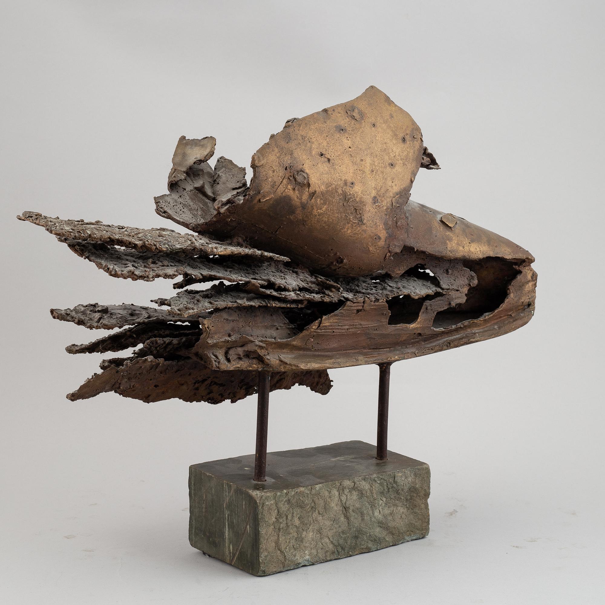 Giorgio de Giorgi, sculpture. Signed with initial. Total height 45 cm. Length 58 cm.