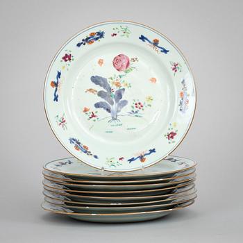 TALLRIKAR, 9 st, kompaniporslin.  Kina, 1700-tal, Qianlong.