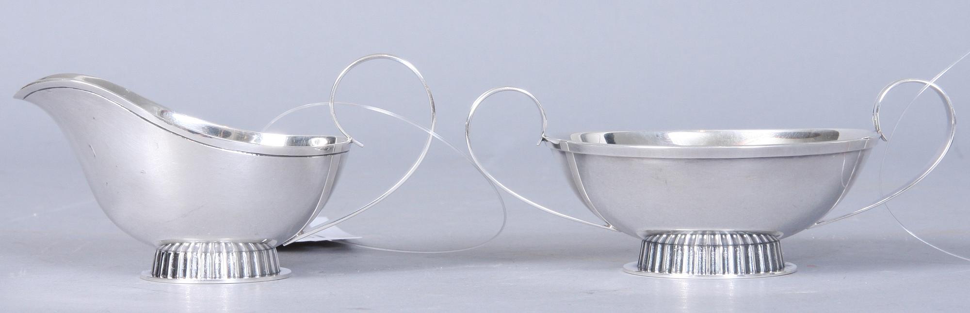 SOCKERSKÅL samt GRÄDDSNIPA, silver, Tore Eldh, Göteborg, 1956, 115 g.
