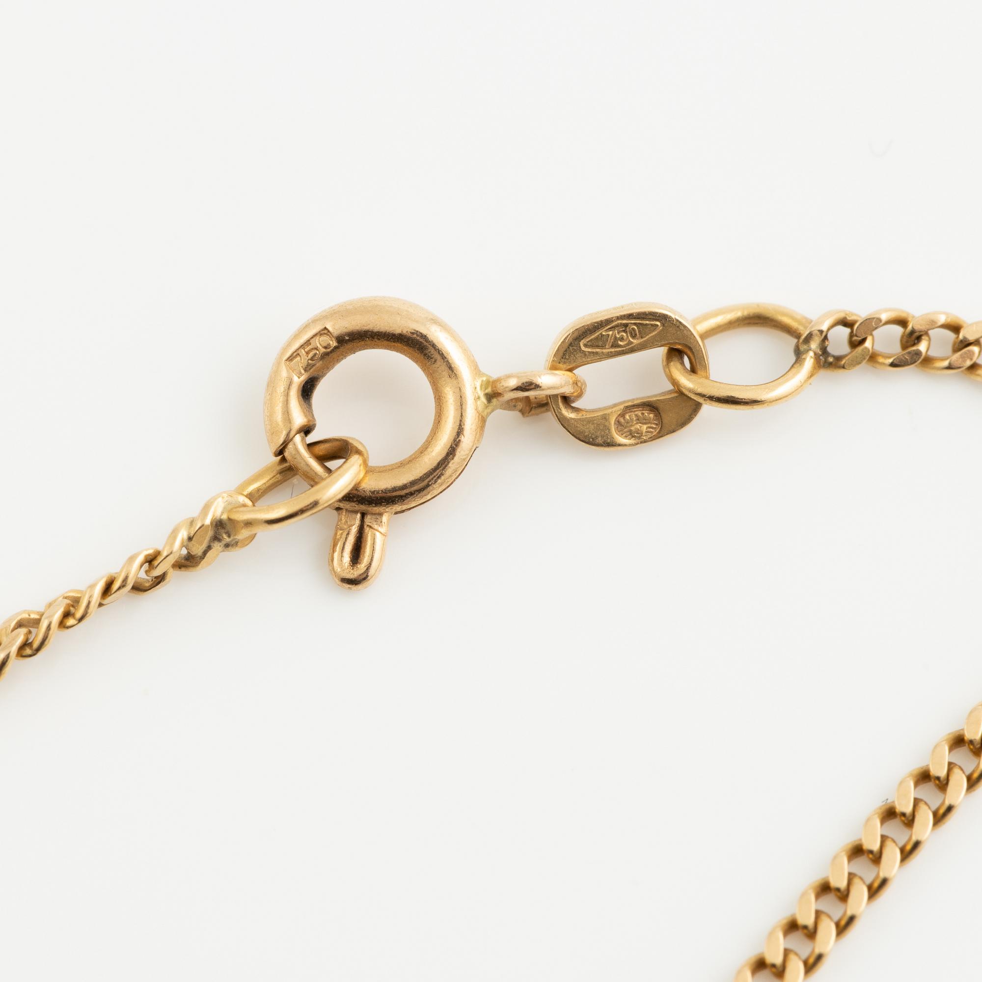 Två halskedjor, ett med hänge och ett armband, 18K guld.