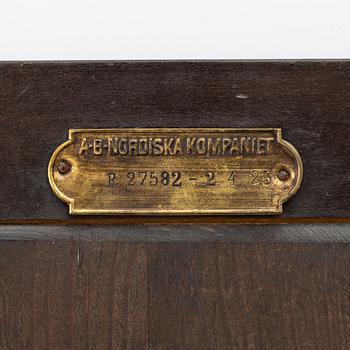 Nordiska Kompaniet, spegel med taburett, "Harding", 1920-tal.