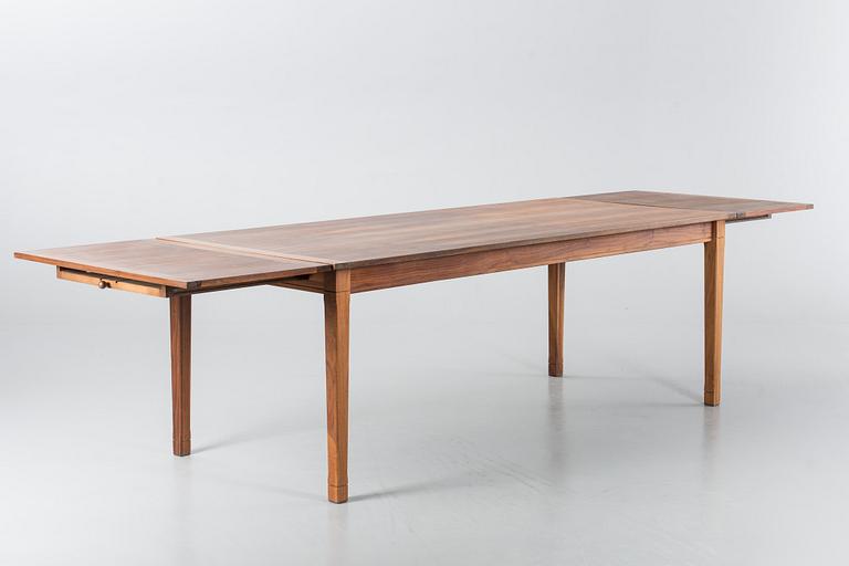 MATBORD, Design Anika Reuterswärd för Fogia. 2000-tal.