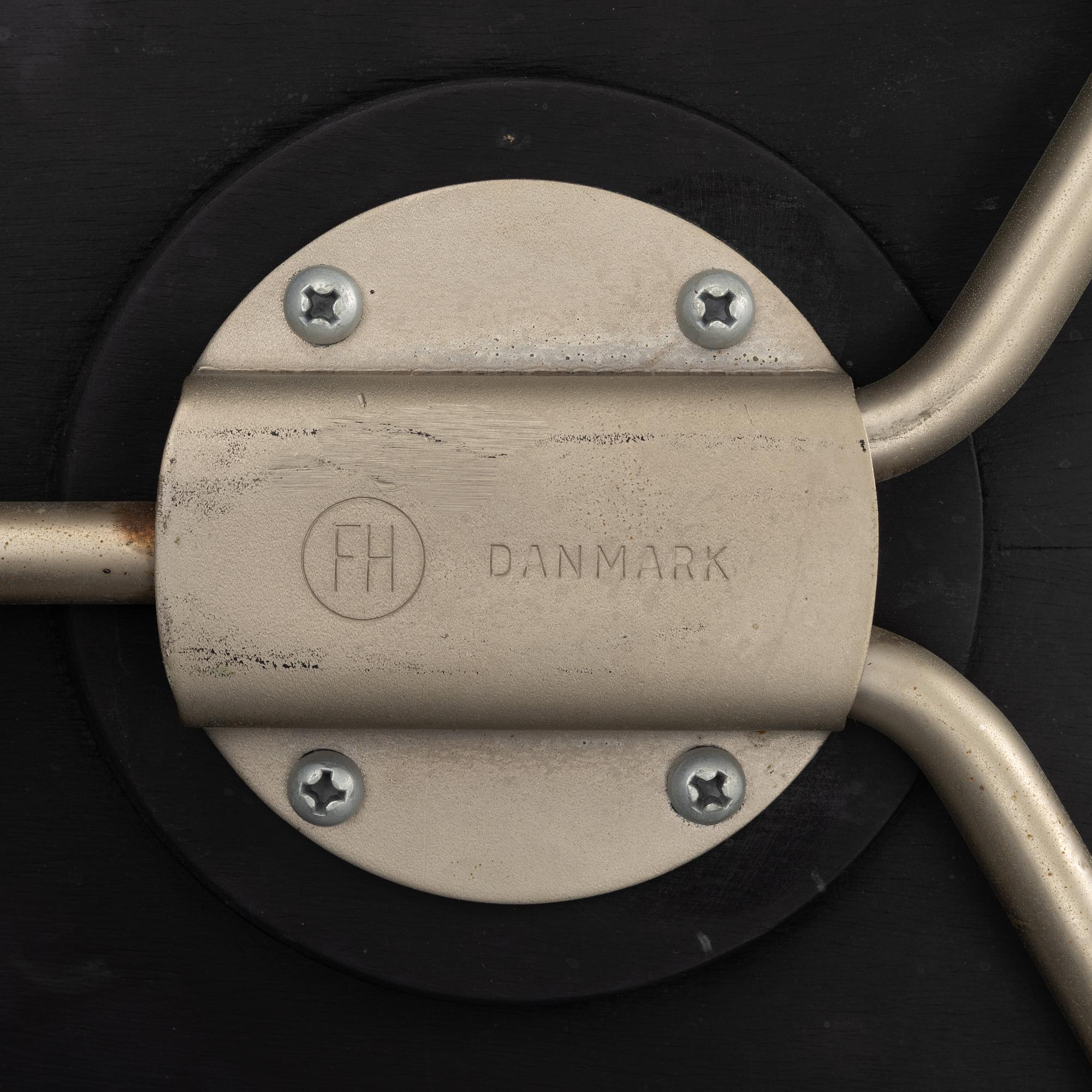 Arne Jacobsen, six 'Ant' chairs, Fritz Hansen, Denmark, 1950s/60s.