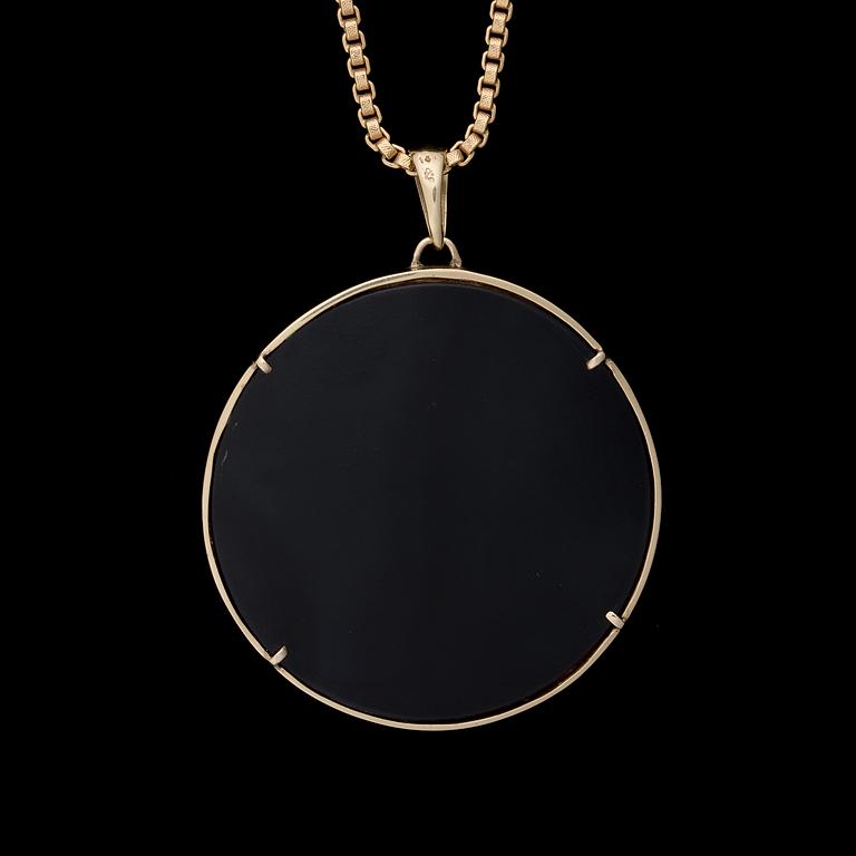 HÄNGE, onyx, korall, 18K guld.