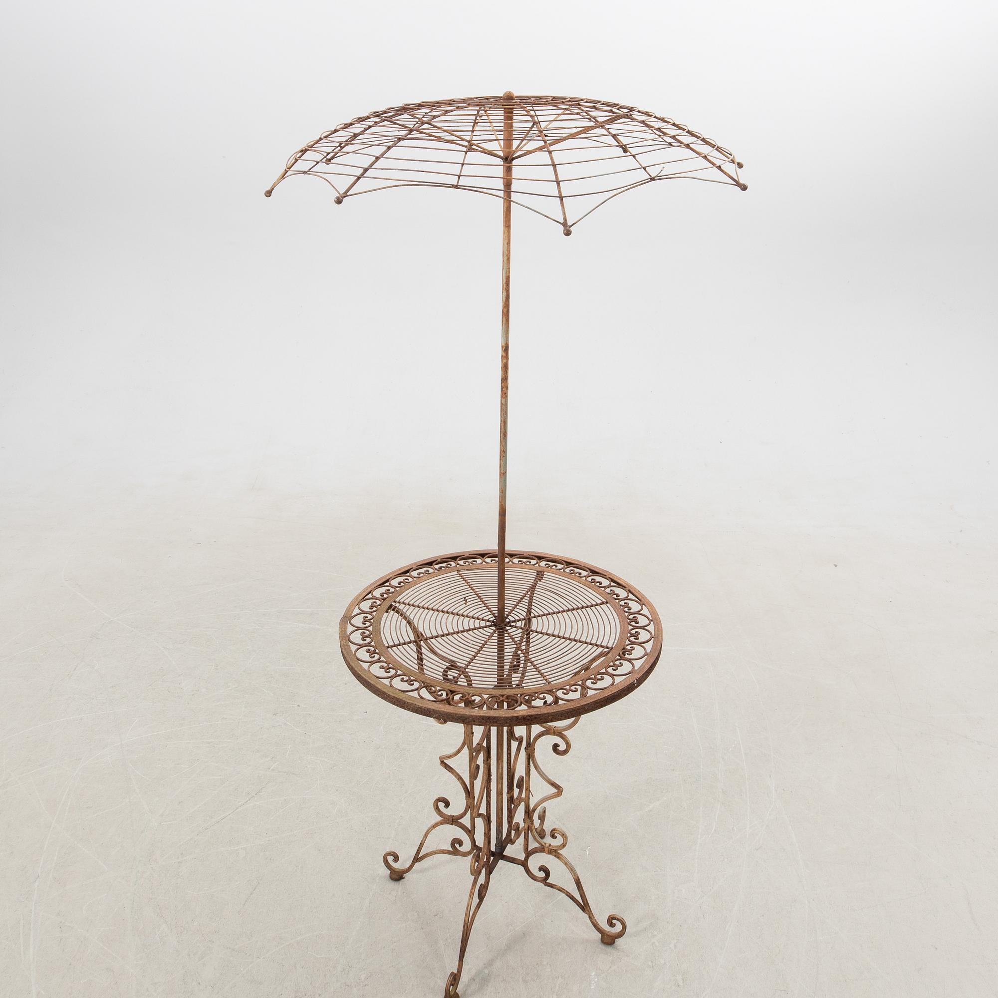 Garden table 20th century.