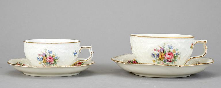 MAT-, KAFFE- och TE-SERVIS, ca 107 delar, porslin, "Sanssouci", Rosenthal, Tyskland, 1900.-talets mitt.