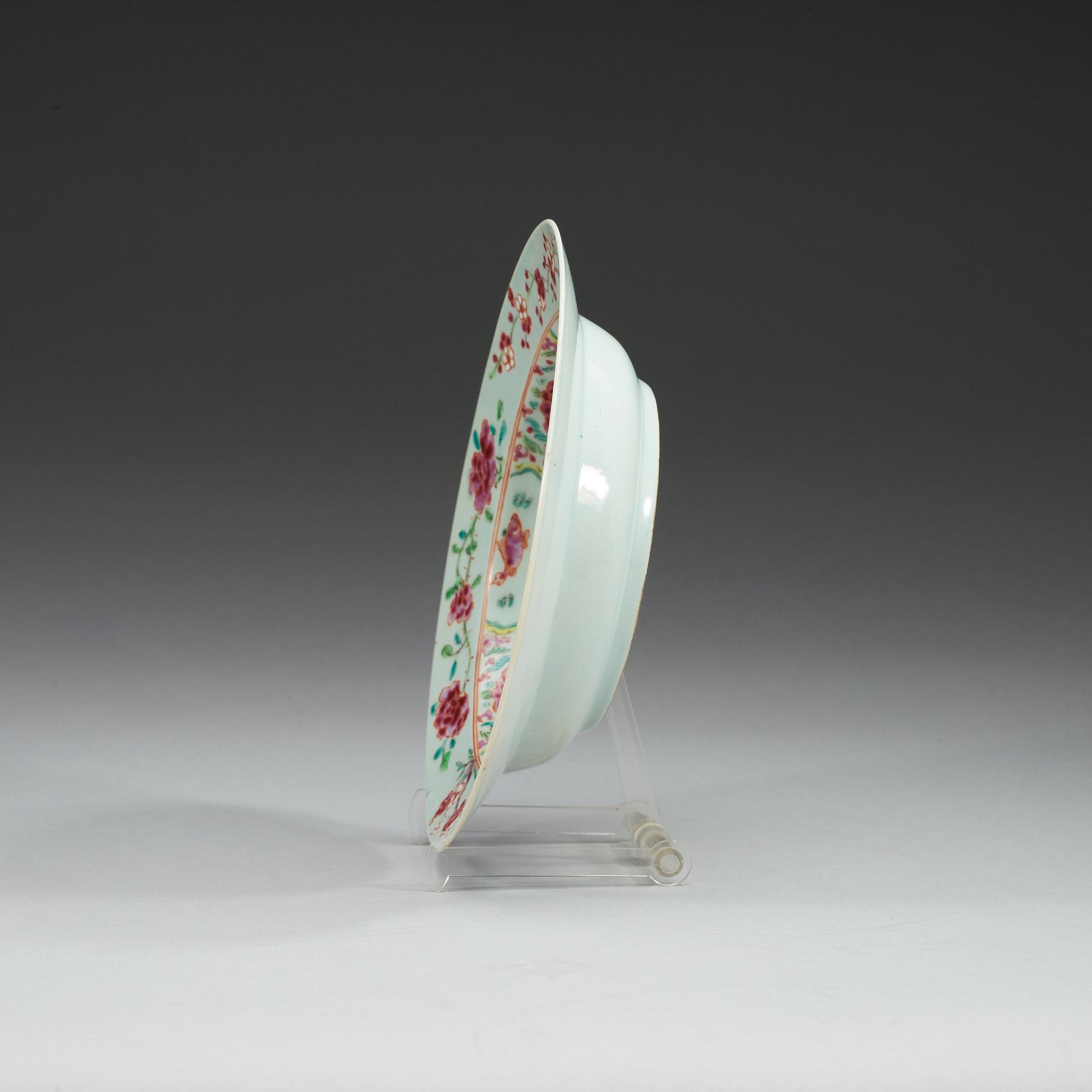 TALLRIK, kompaniporslin. Qing dynastin, Qianlong (1736-95).