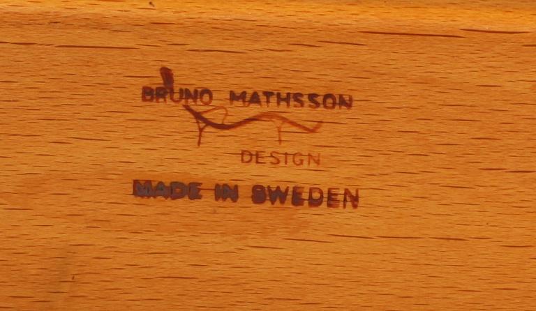 FÅTÖLJ, "Penilla", Bruno Mathsson, Värnamo, 1900-talets andra hälft.