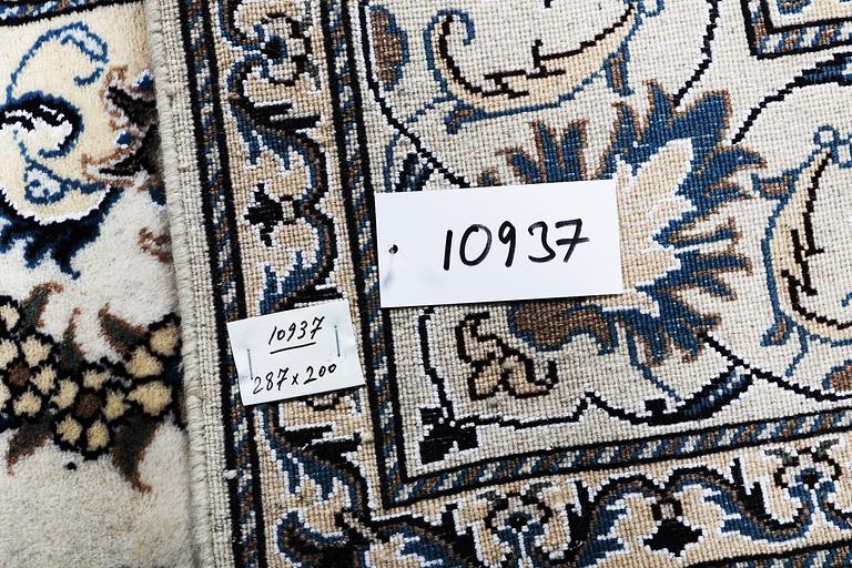 A carpet, Nain, parrt silk, ca 287 x 200 cm.