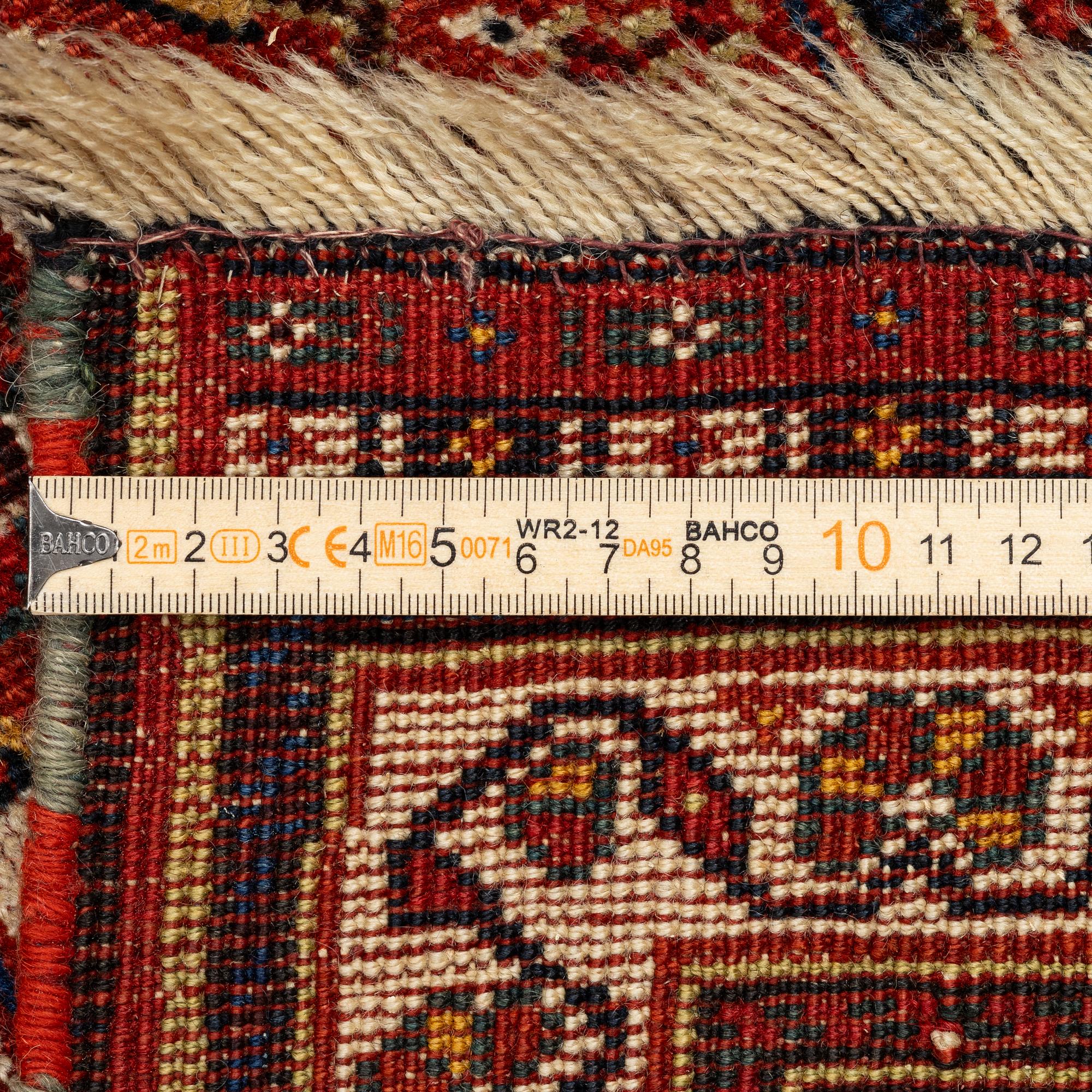 Matta, antik Qashqai, sydöstra Iran, ca 199 x 138 cm.