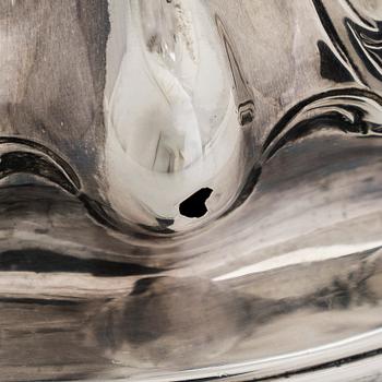 A Victorian sterling silver cup, maker's mark of Benjamin Smith III, London 1838.