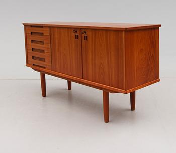 SIDEBOARD, Sörheim, Norge, 1900-talets mitt.