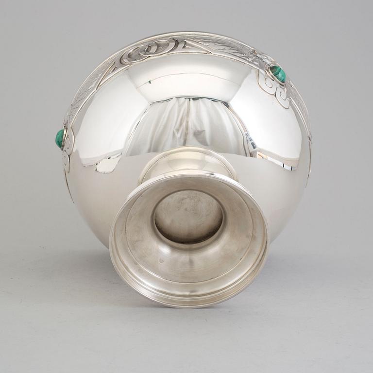 S Wedish Art Nouveau footed silver bowl with malachites, maker's mark CG Hallberg, Stockholm, 1903.