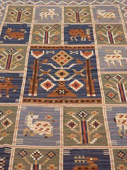 Märta Måås-Fjetterström, A DRAPE, "Djur i fyrkanter", Flat weave. Ca 266 x 154,5 cm. Signed MMF.