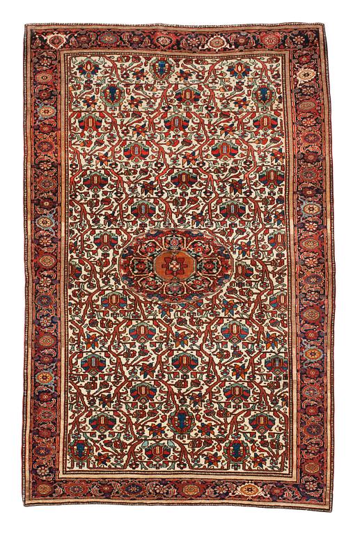 SEMI-ANTIQUE SAROUK FERAGHAN probably. 205,5 x 128,5 cm.