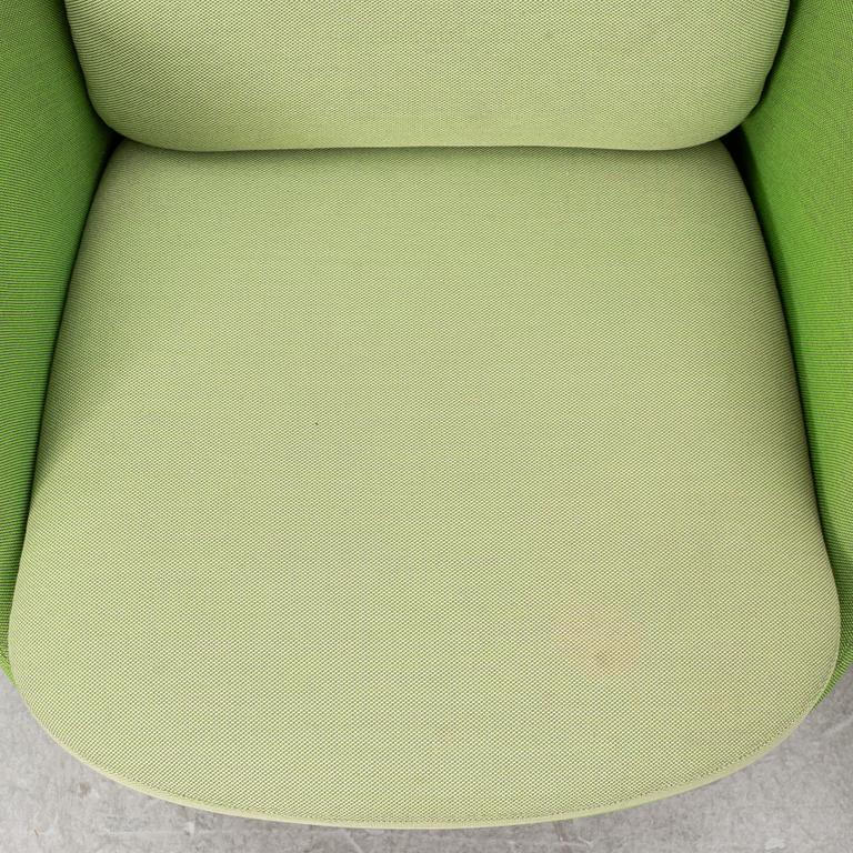 Jaime Hayon, fåtöljer, ett par, "Ro JH1", Republic of Fritz Hansen, 2016.