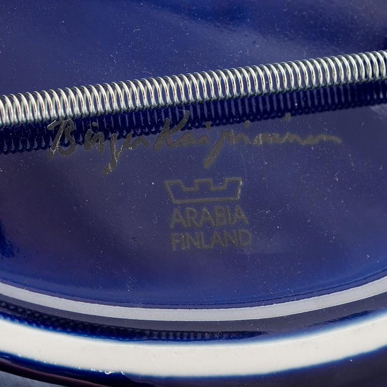 Birger Kaipiainen, koristelautanen, keramiikkaa, signeerattu Birger Kaipiainen, Arabia Finland.