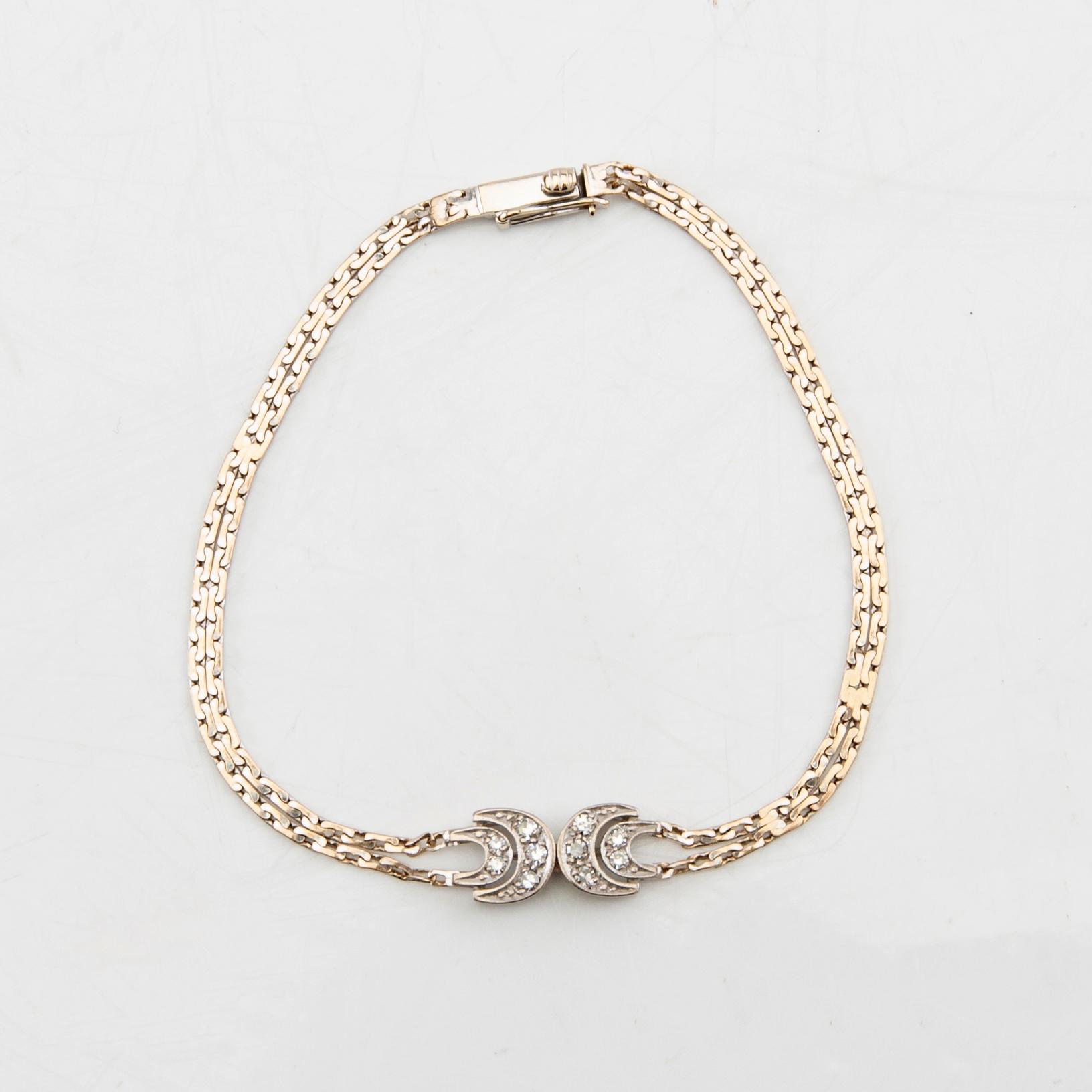 Bracelet 18K white gold with diamonds.