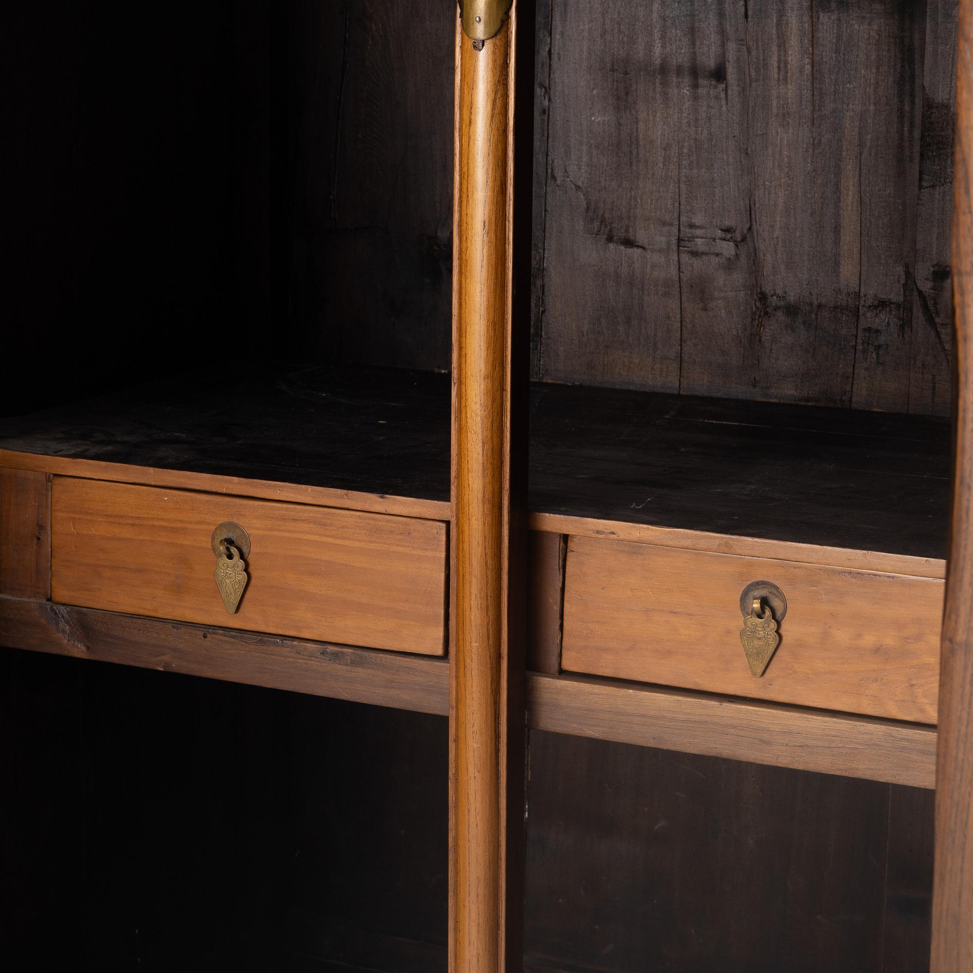 A Ming-style cabinet, 19th/20th century.