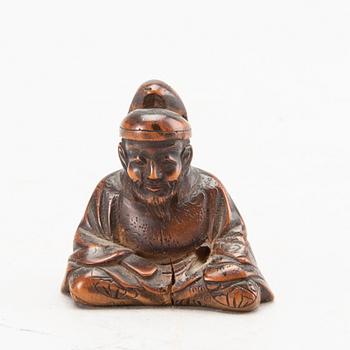 A Chinese bronze base and a wooden minature, 20th century.