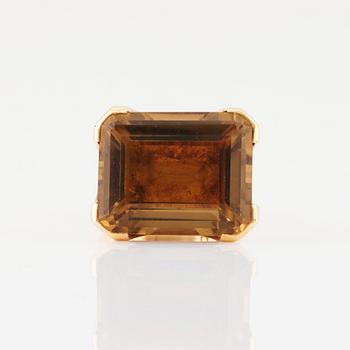 Bengt Liljedahl, an 18K gold ring set with a faceted smoky quartz, Stockholm 1965.