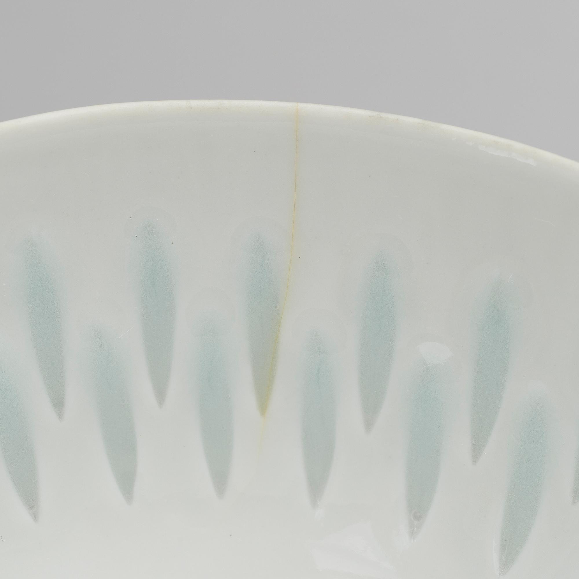 FRIEDL HOLZER-KJELLBERG, 8 TEA CUPS WITH SAUCERS, AND BOWL, rice grain porcelain, signed, Arabia.