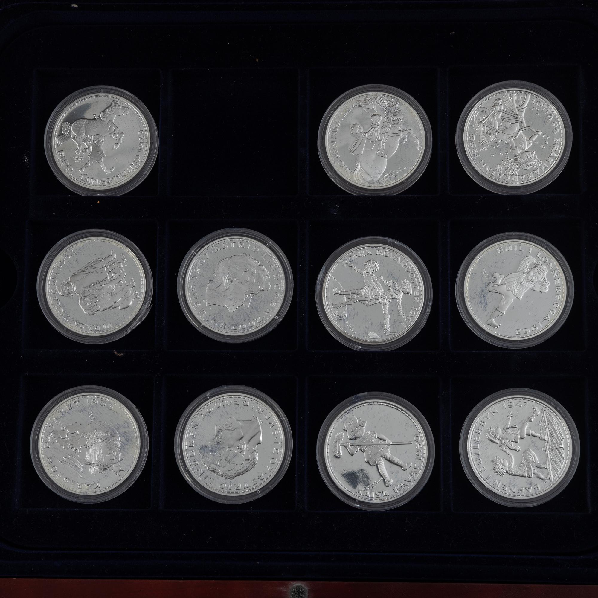Astrid Lindgren, medaljer 11 st, finsilver, Moneta 2002.
