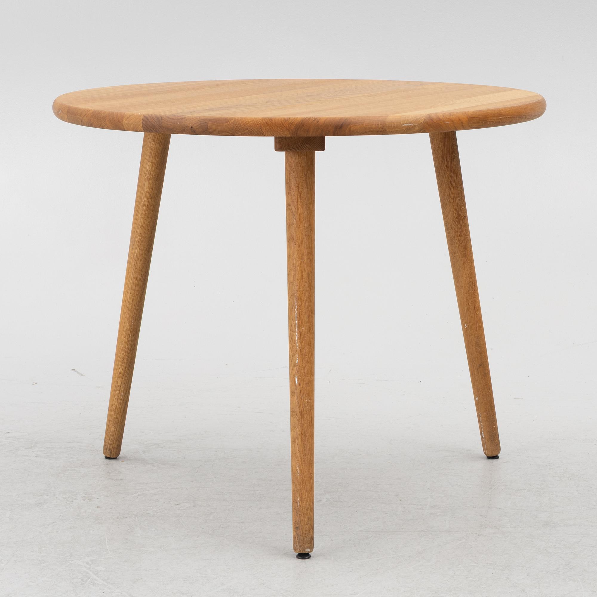 Jonas Lindvall, matbord, "Miss Tailor", Stolab. 2021.