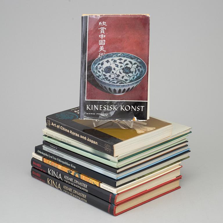 10 books on chinese and japanese works of art.