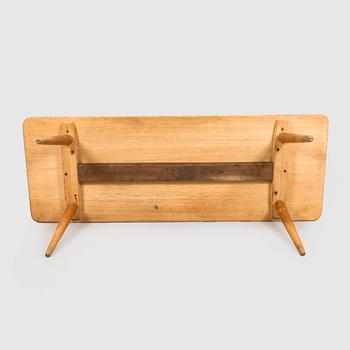 Hans J. Wegner, soffbord , "AT 11", Andreas Tuck, Danmark 1960-tal.