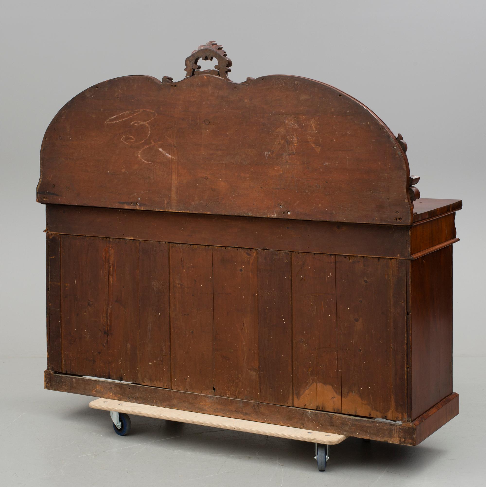 SIDEBOARD. Australien, 1800-talets andra hälft.