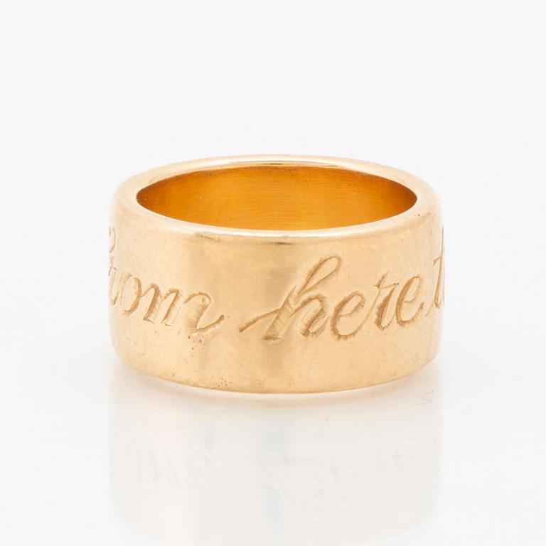 Efva Attling ring 18K guld "From here to eternity"bredaste modellen, 10 mm, storlek ca 16,75/53,5, 15,7 g.