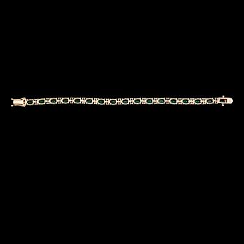 ARMBAND, 14 k guld, 17 smaragder tot ca 17.00 ct, briljantslipade diamanter tot ca 1.80 ct.