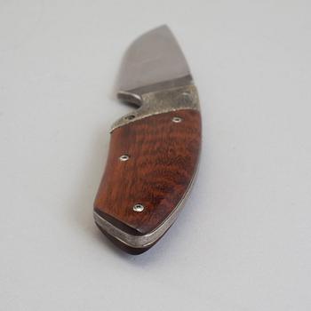 A contemporary knife by Andrzej Rybak.