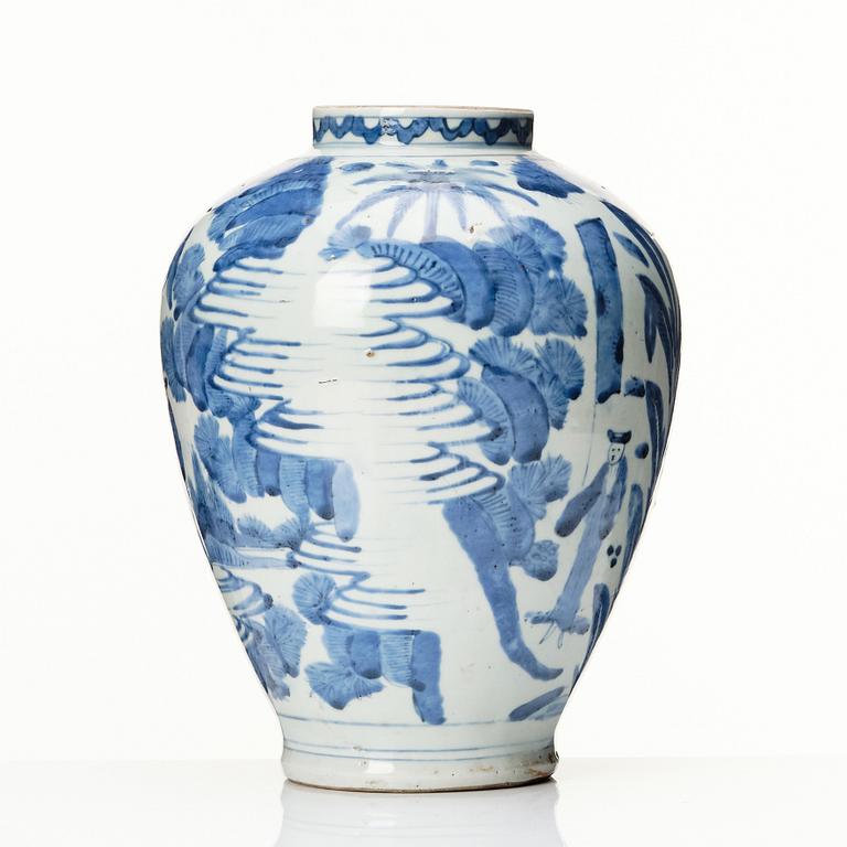 A Japanese blue and white vase, 17th century.