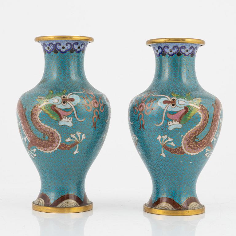 A silk clad box with two cloisonné vases, China early 20th Century.