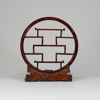 A chinese wooden stand for miniatyres, early 20th Century.