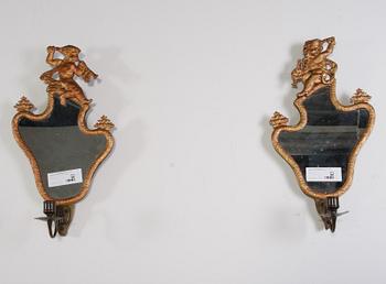 SPEGELLAMPETTER, ett par. Barockstil. För ett ljus.