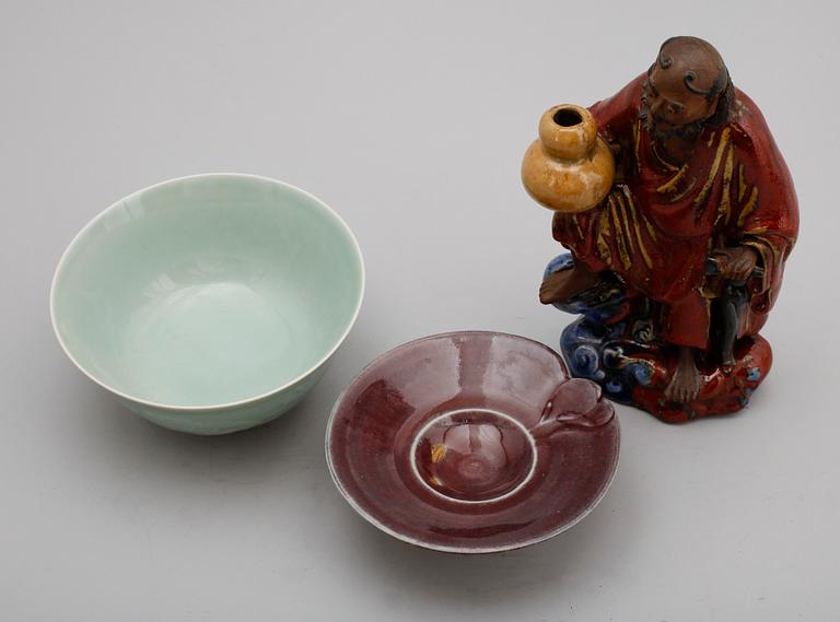 PORSLINSFÖREMÅL, 3 del, orientaliska, 1900-tal.