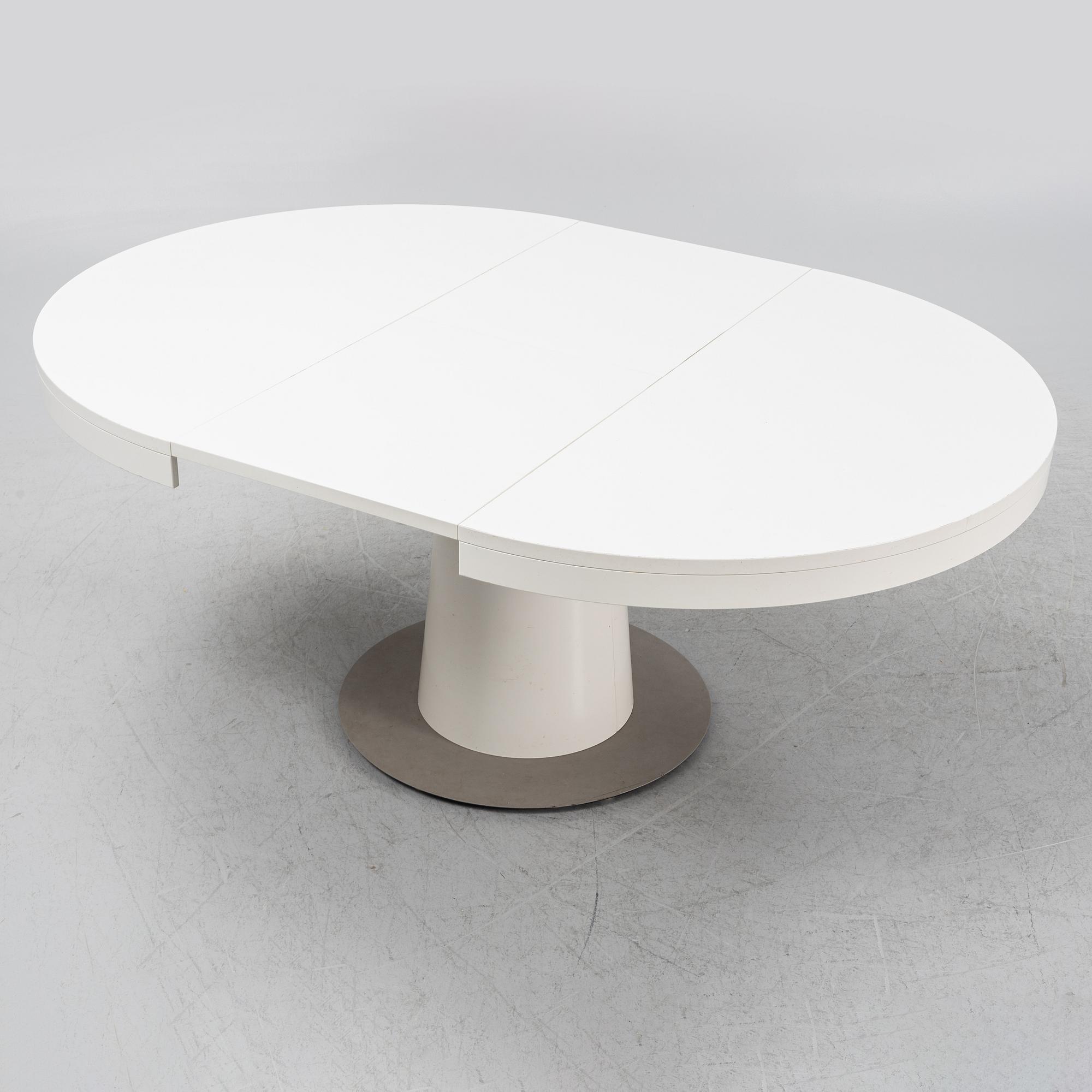 Morten Georgsen, matbord, "Granada", Bo Concept.