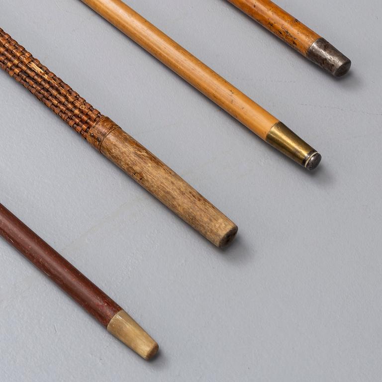 KÄPPAR 4 stycken, mestadels 1800-tal.