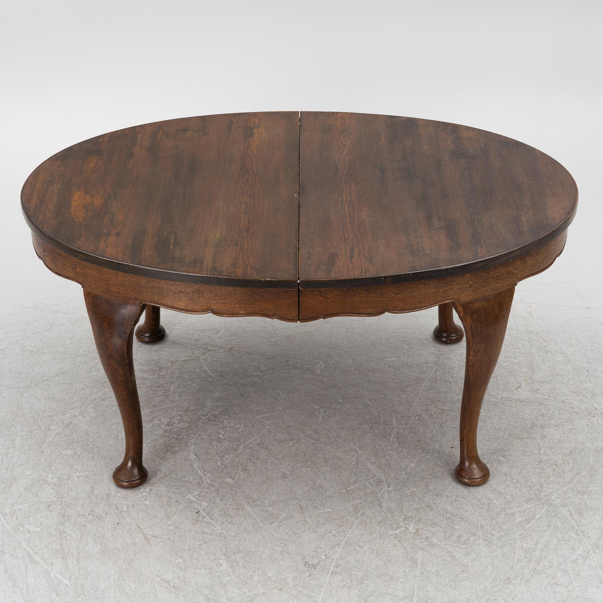 A Roccoco style dining table, Nordiska Kompaniet, 1917.