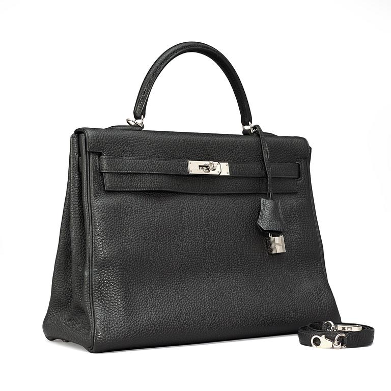 HERMÈS, a black veau togo, "Kelly 35".