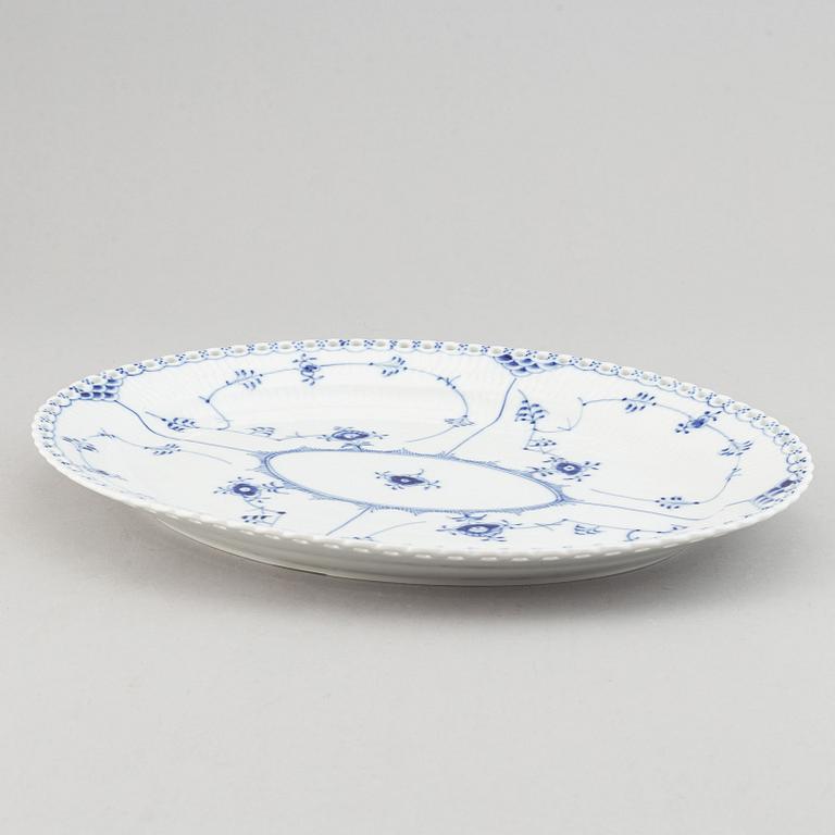 Royal Copenhagen,  a '1148' 'Musselmalet Full Lace' porcelain serving plate, Denmark.