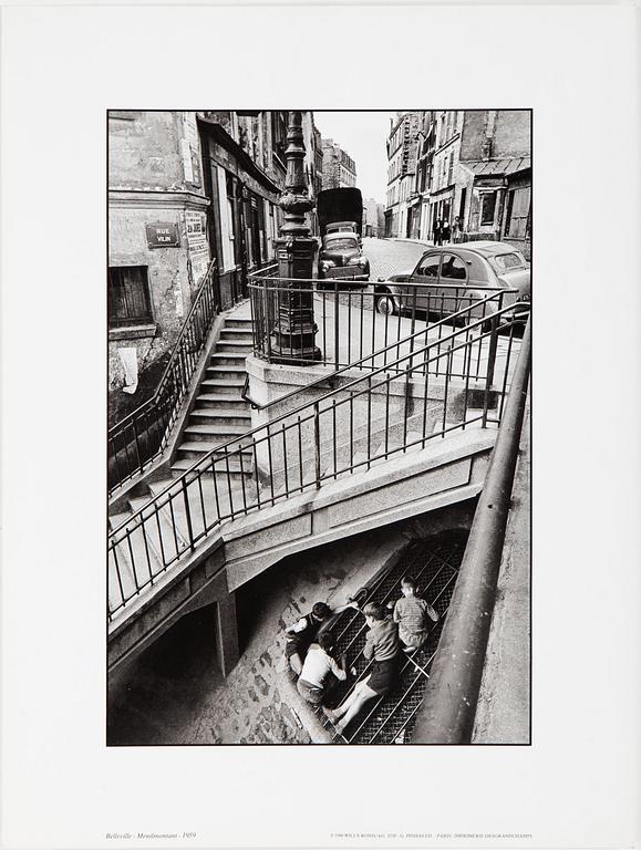 WILLY RONIS, Portfolio with 12 photographs reproduced in black and white on thick paper.  Published in 1986.
