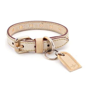 LOUIS VUITTON, a white leather dog collar, "Suhali dog collar".