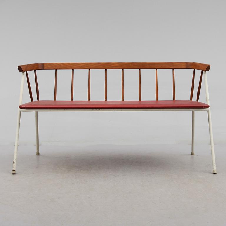 SOFFA, 1900-talets mitt.