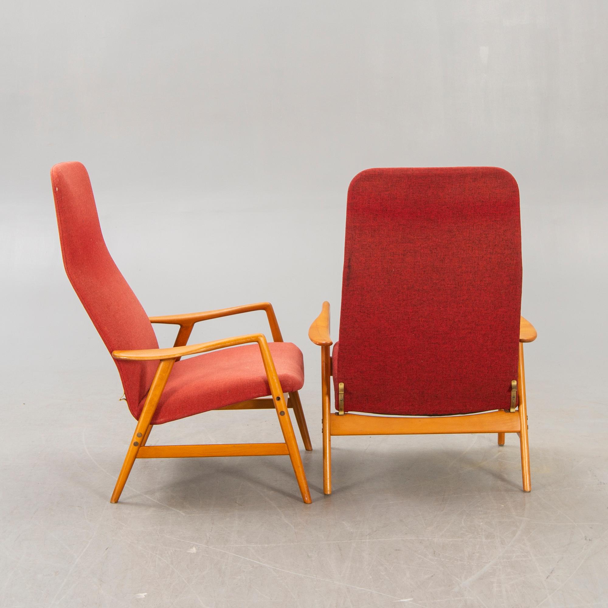 Alf Svensson, armchairs,
a pair, "Contour-Set 327", Bra Bohag, Ljungs Industrier AB.