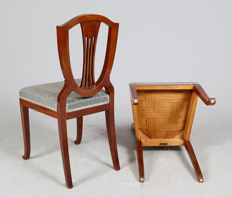 SALONGSMÖBEL, 8 delar, jugend, 1900-talets första hälft.