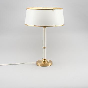 BORDSLAMPA, mässing och lackerad metall, Boréns, 1900-talets andra hälft.